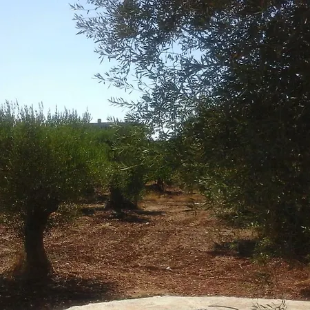 בית נופש I Trulli Di Sara *