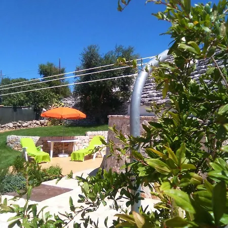 I Trulli Di Sara Holiday home